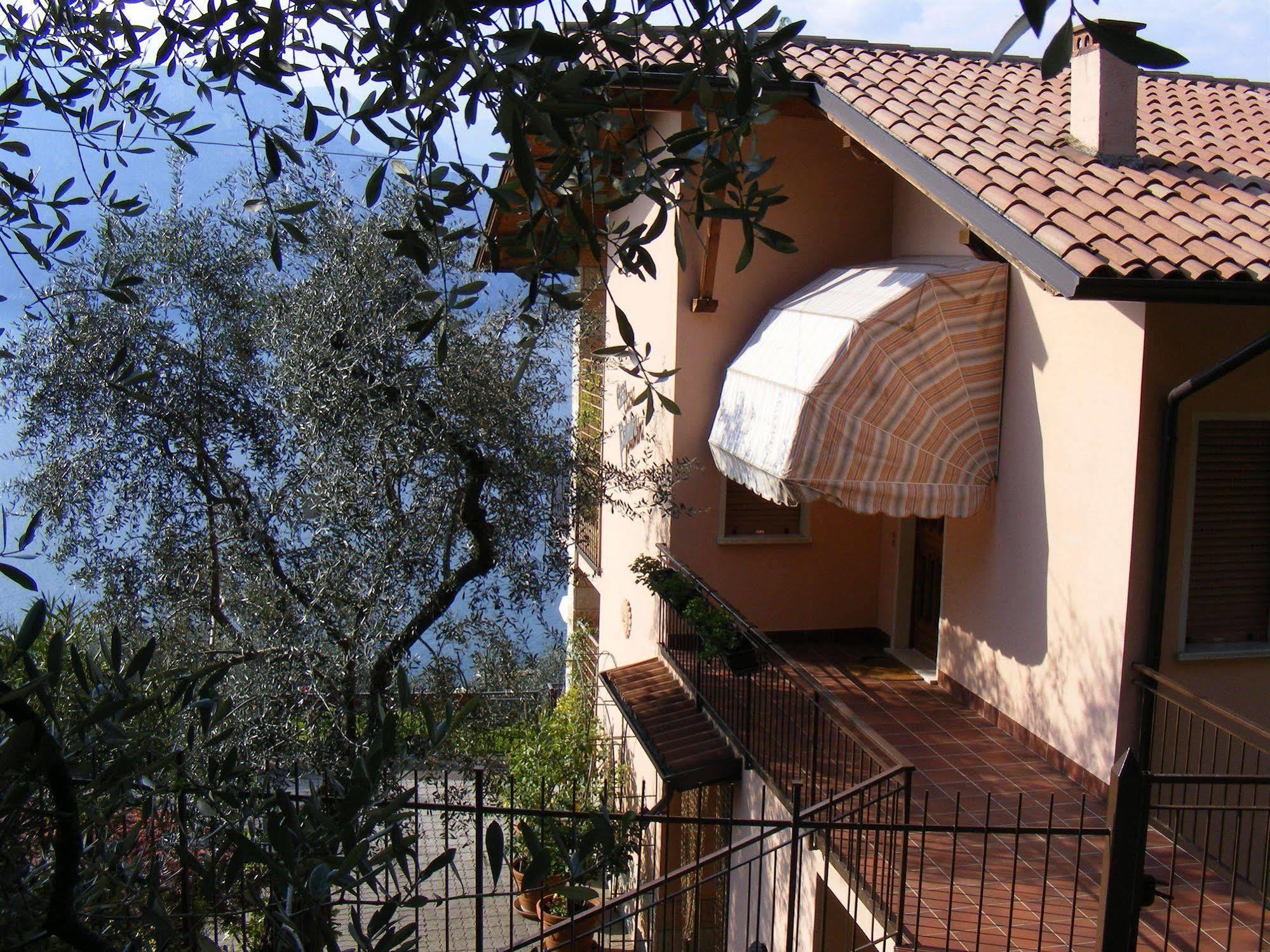 Casa Palmira Apartman Brenzone sul Garda Kültér fotó